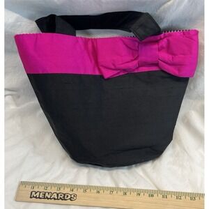 La Shea Tote Bag Black With Pink Bow‎ BNWOT